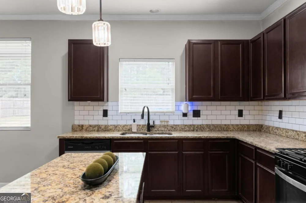 210 Silver Willow WALK Covington, GA 30016