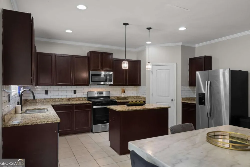 210 Silver Willow WALK Covington, GA 30016