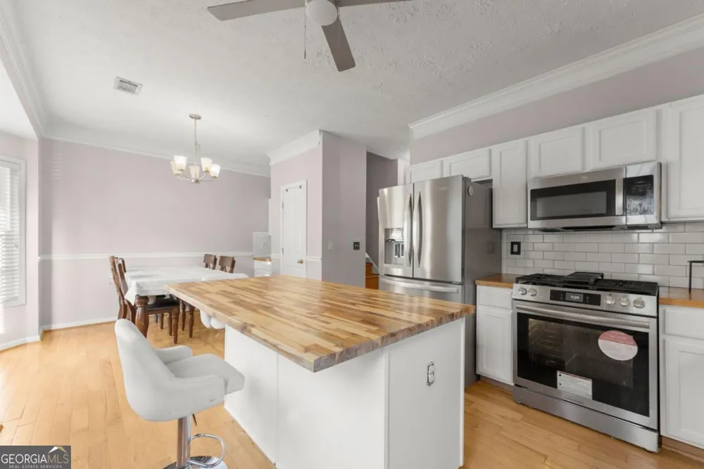 200 Abbotts Mill DR Johns Creek, GA 30097