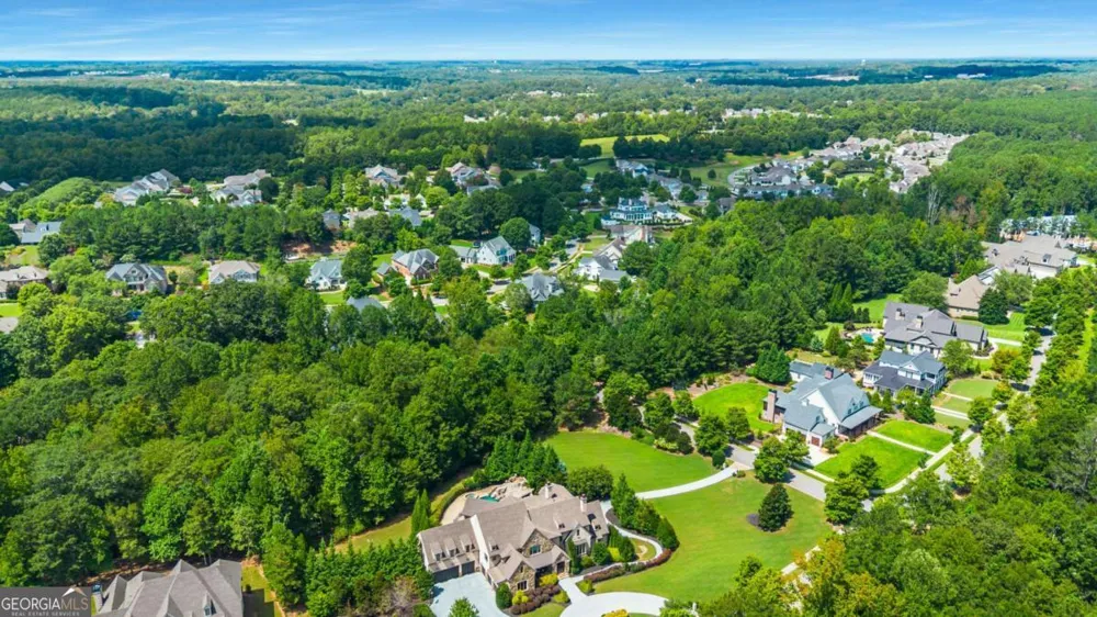 2340 Thisel Down DR Statham, GA 30666