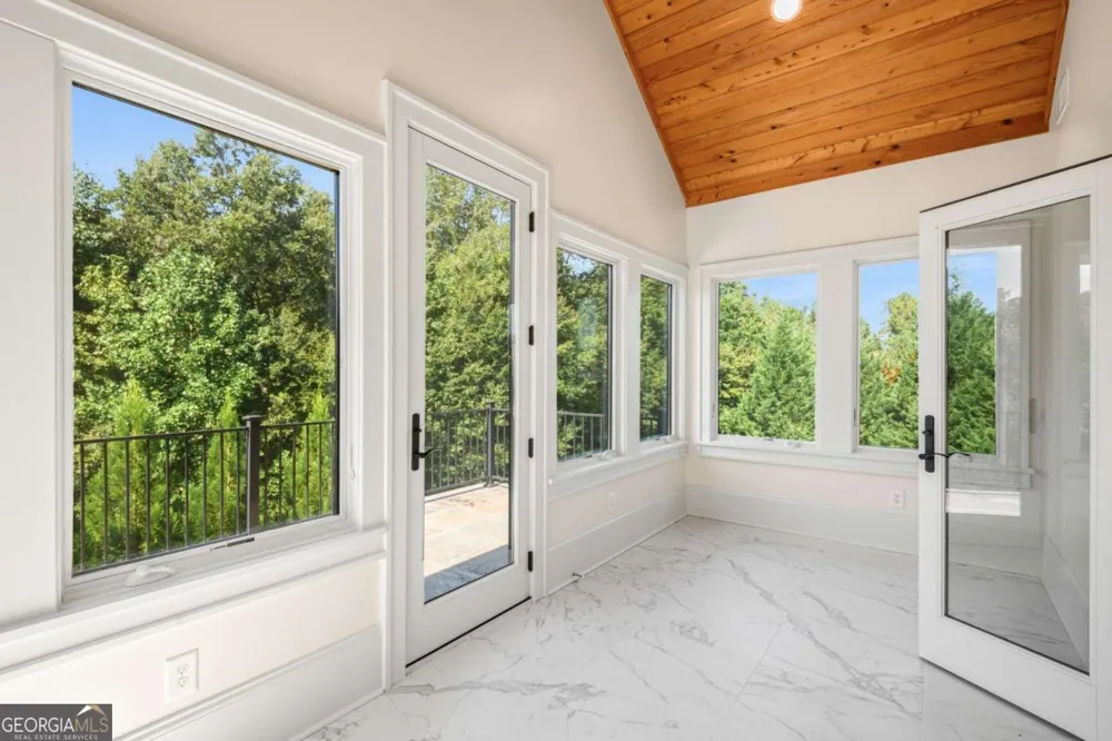 2340 Thisel Down DR Statham, GA 30666