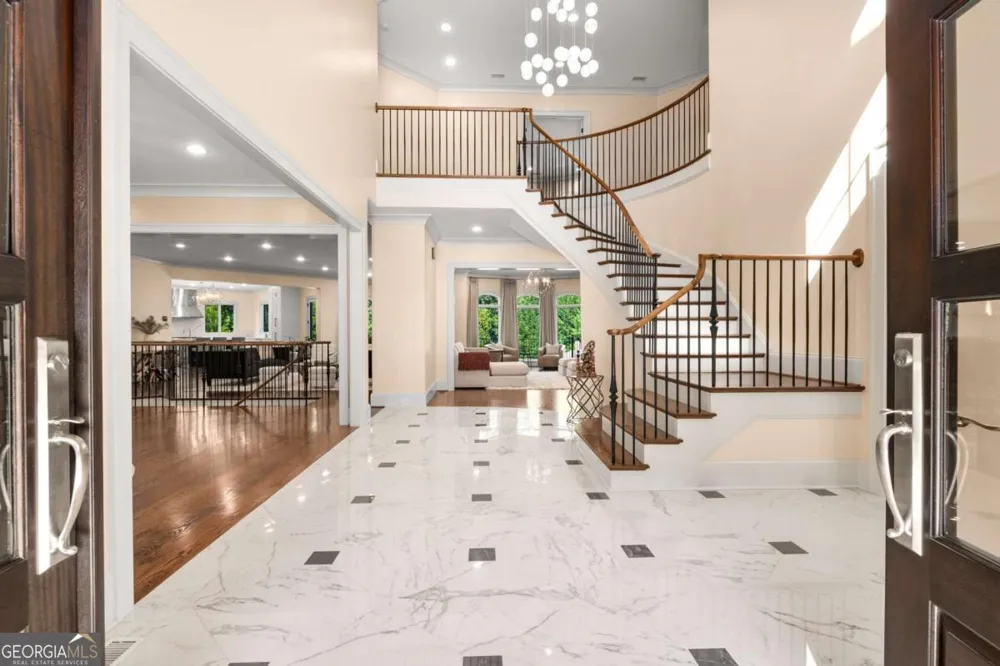 2340 Thisel Down DR Statham, GA 30666