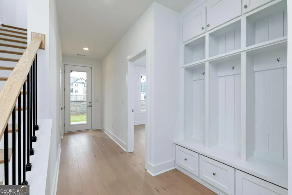 1136 Panorama DR Brookhaven, GA 30319