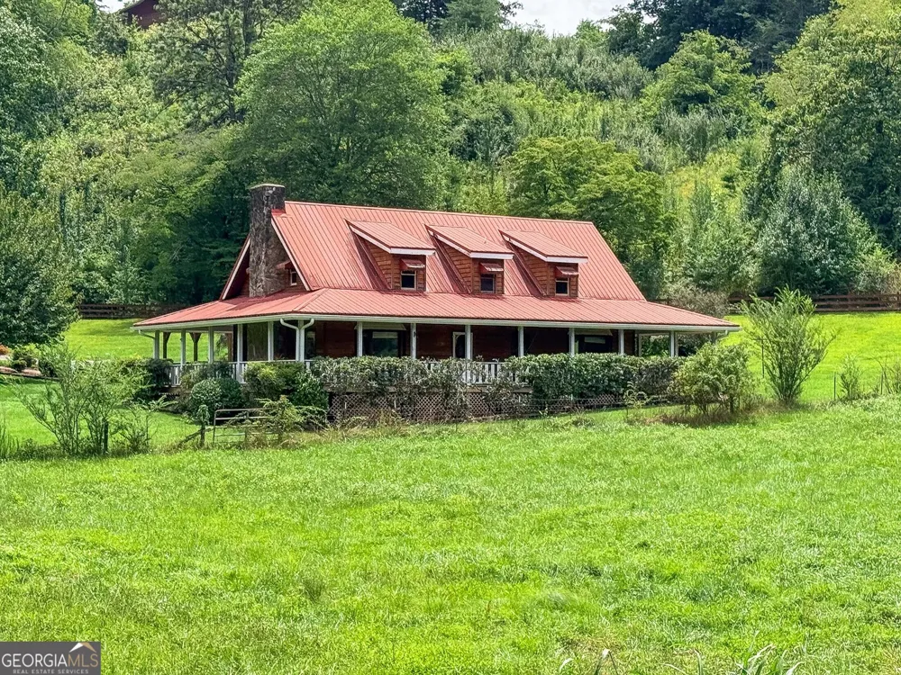 122 Crawford Cove RD Sylva, NC 28725