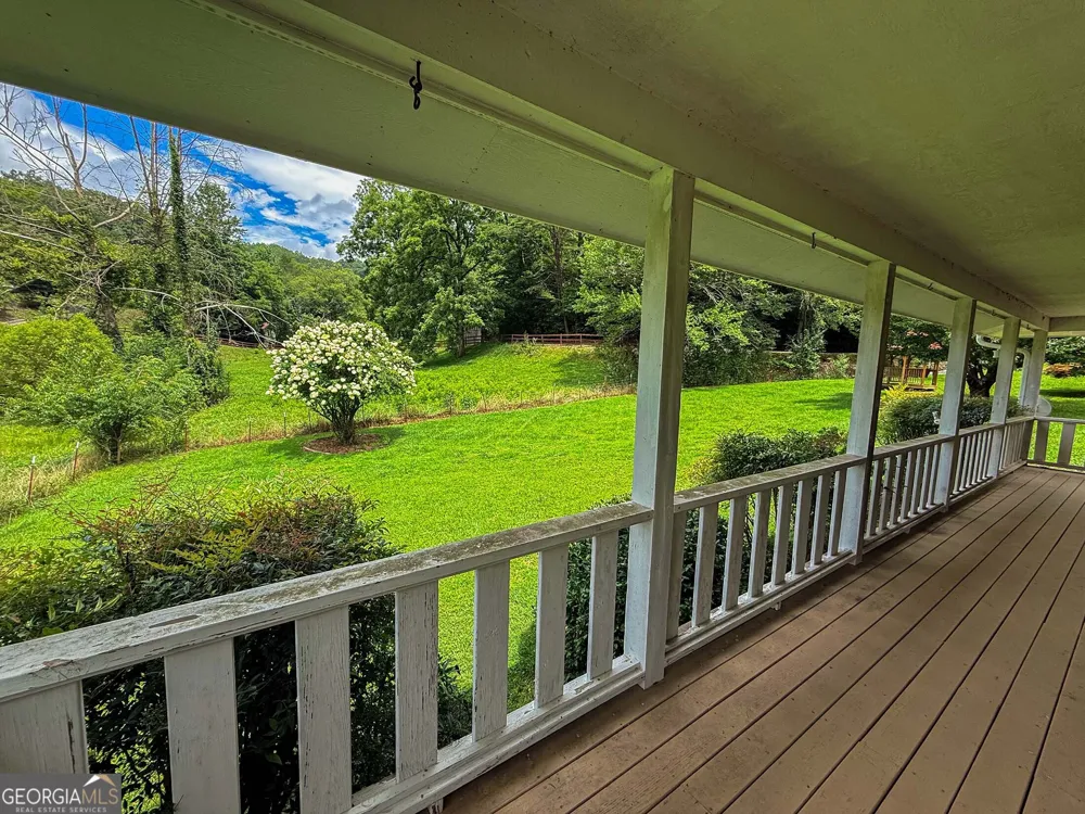 122 Crawford Cove RD Sylva, NC 28725