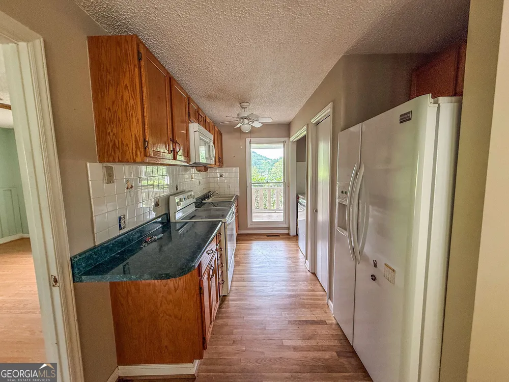 122 Crawford Cove RD Sylva, NC 28725