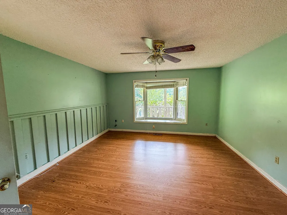 122 Crawford Cove RD Sylva, NC 28725
