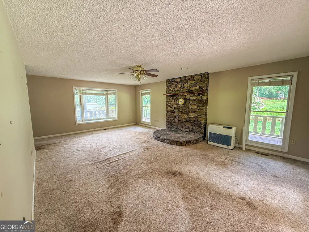 122 Crawford Cove RD Sylva, NC 28725