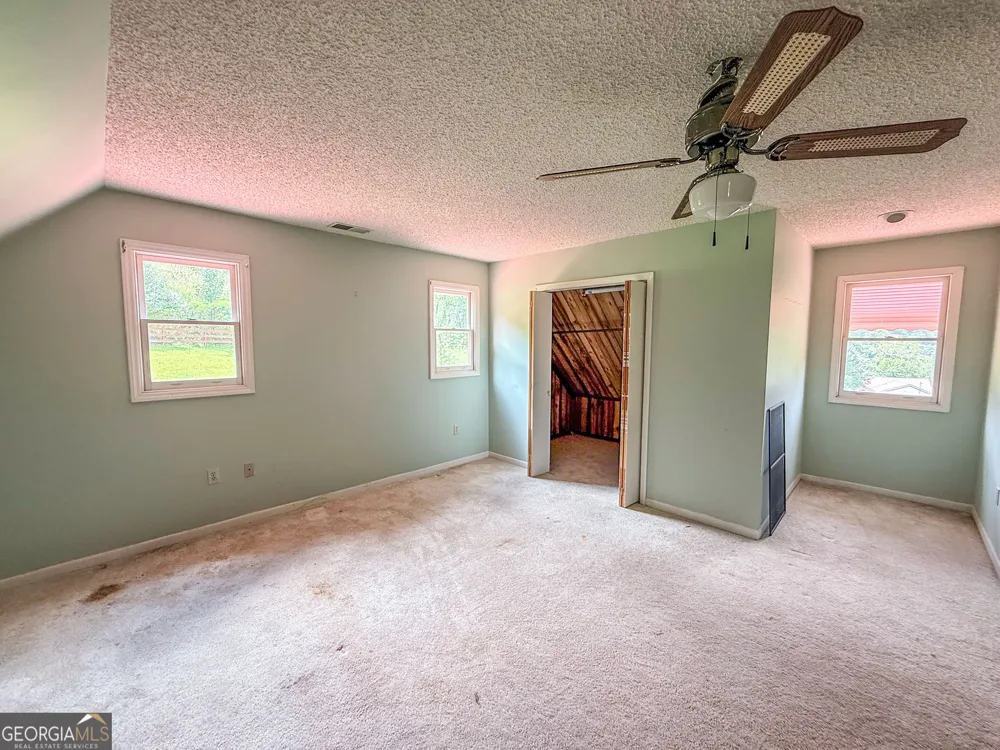122 Crawford Cove RD Sylva, NC 28725