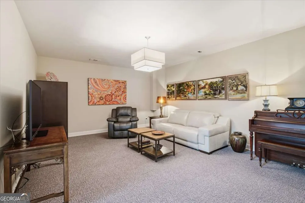 1067 Merrivale Chase Roswell, GA 30075