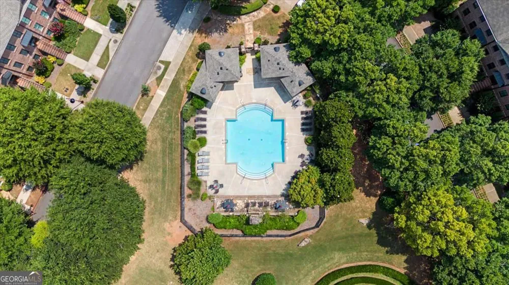 1067 Merrivale Chase Roswell, GA 30075