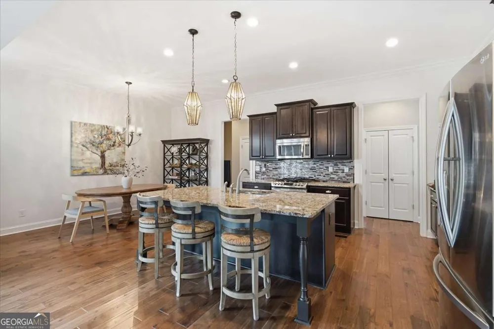 1067 Merrivale Chase Roswell, GA 30075