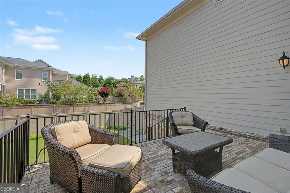 1067 Merrivale Chase Roswell, GA 30075