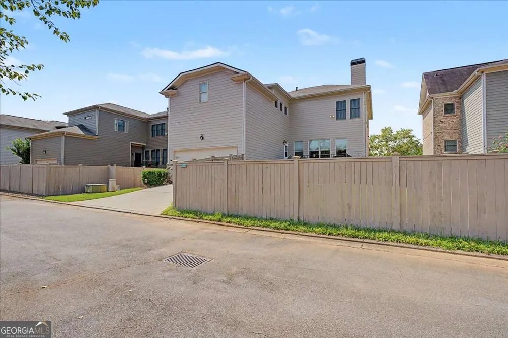 1067 Merrivale Chase Roswell, GA 30075