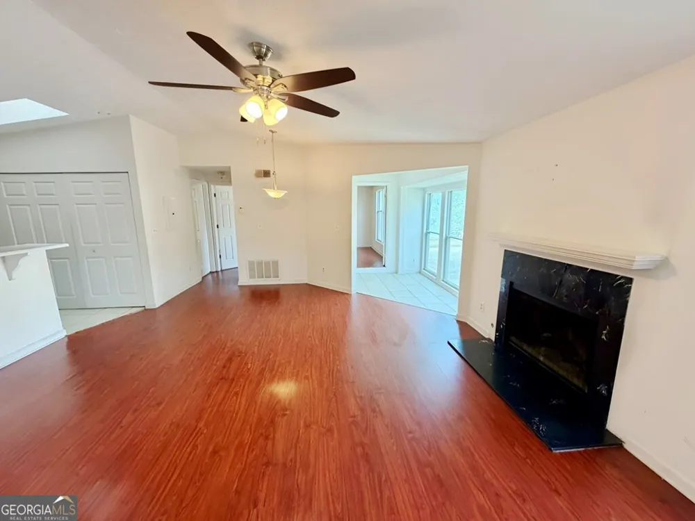 4265 Parkview CT Stone Mountain, GA 30083