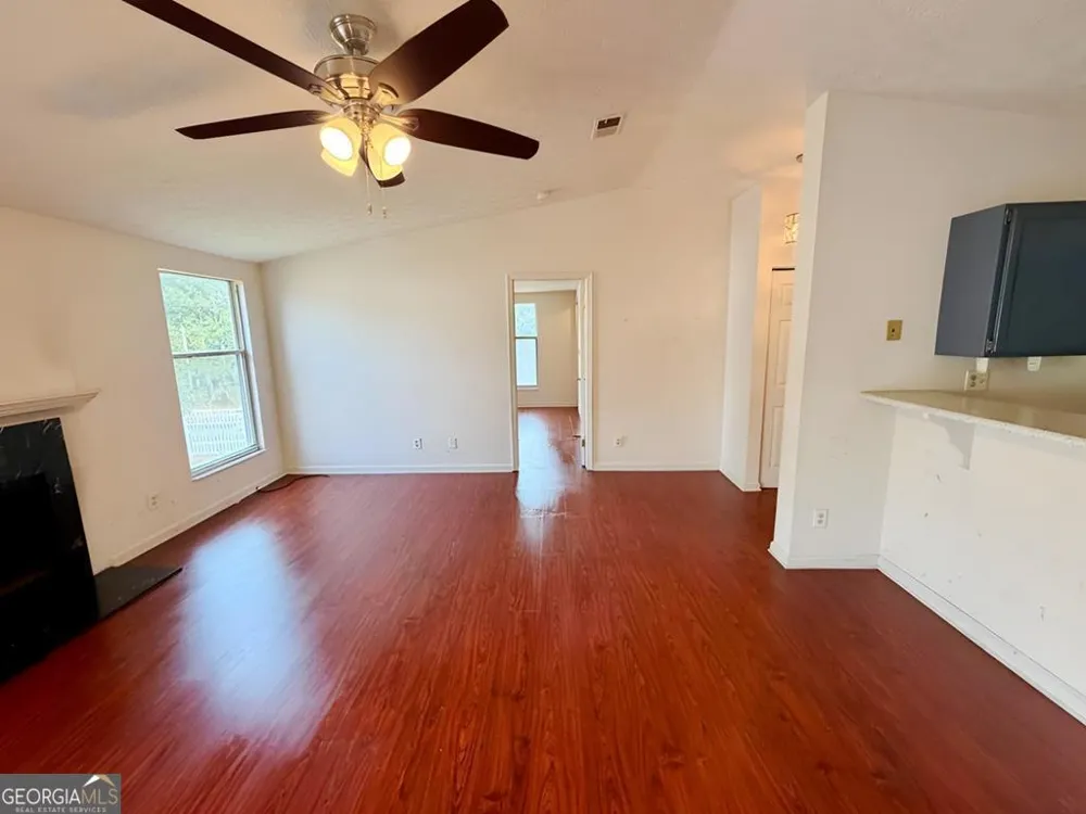 4265 Parkview CT Stone Mountain, GA 30083