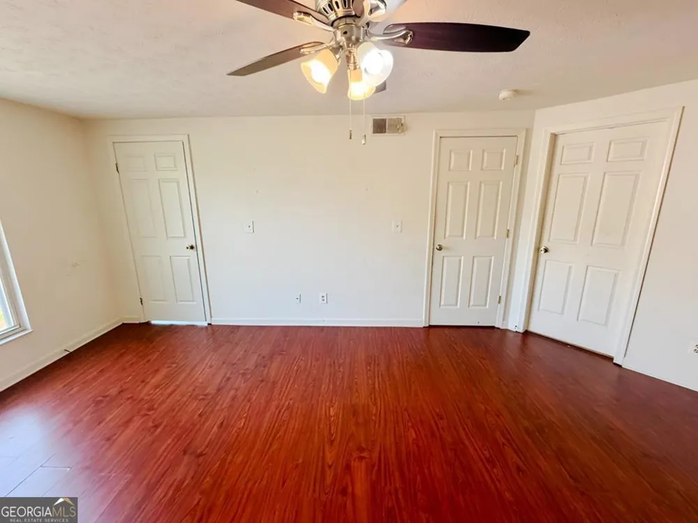4265 Parkview CT Stone Mountain, GA 30083
