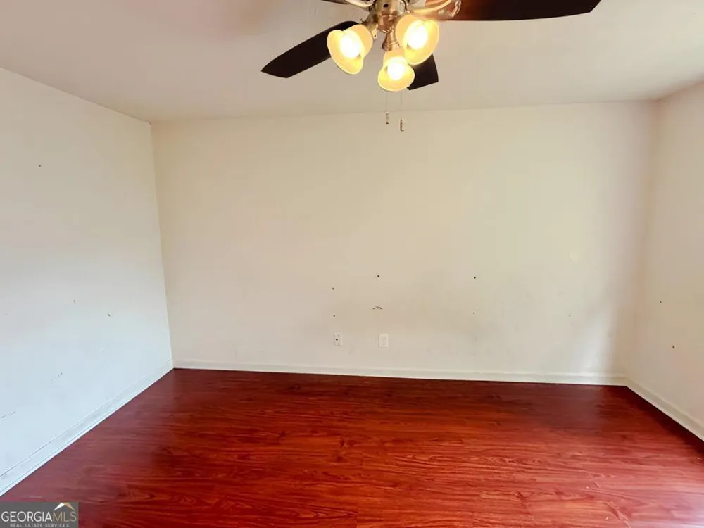 4265 Parkview CT Stone Mountain, GA 30083