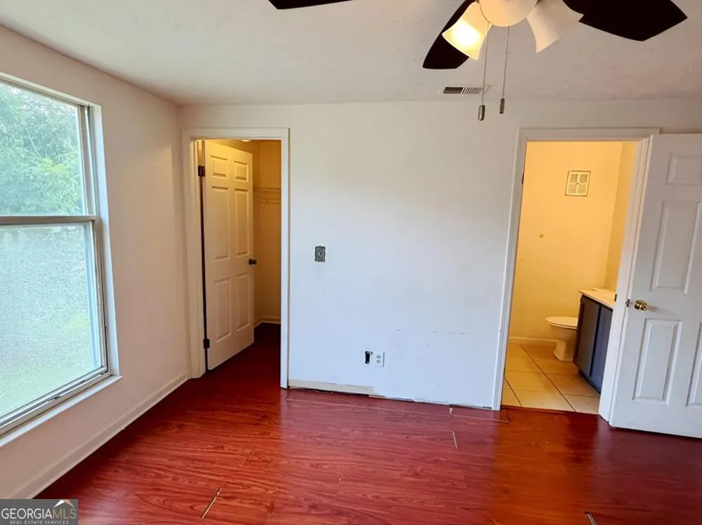 4265 Parkview CT Stone Mountain, GA 30083