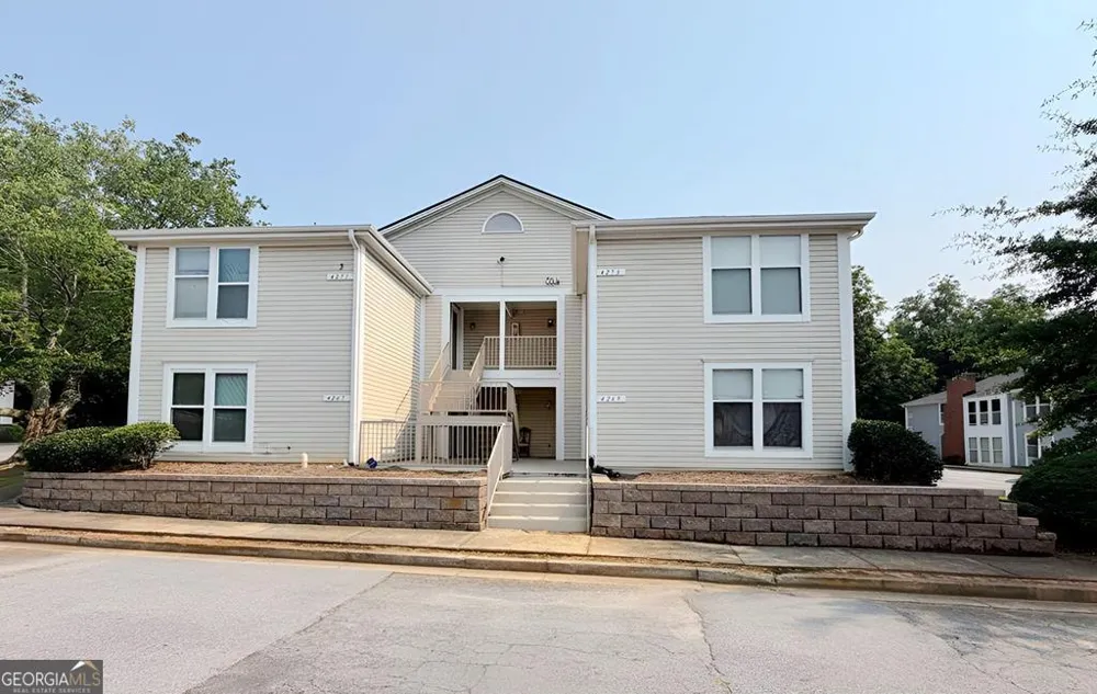 4265 Parkview CT Stone Mountain, GA 30083