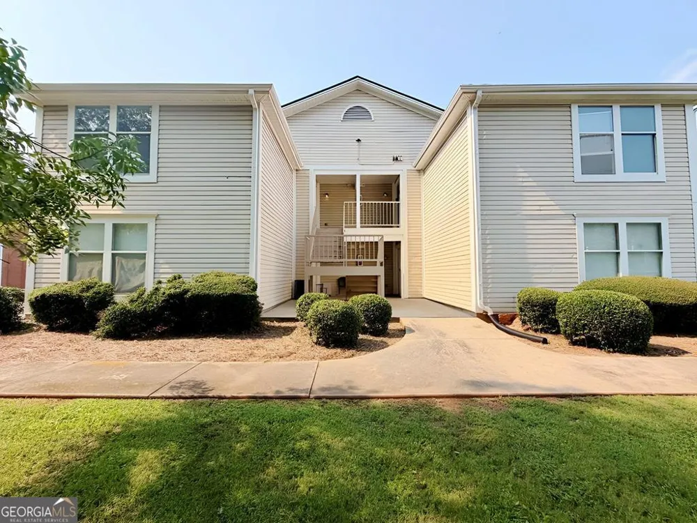 4265 Parkview CT Stone Mountain, GA 30083