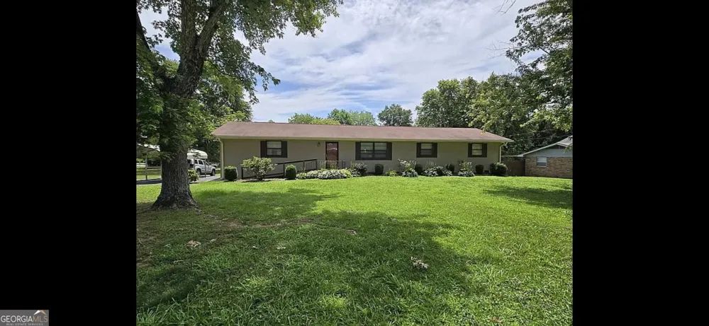 105 Hamel DR Chickamauga, GA 30707
