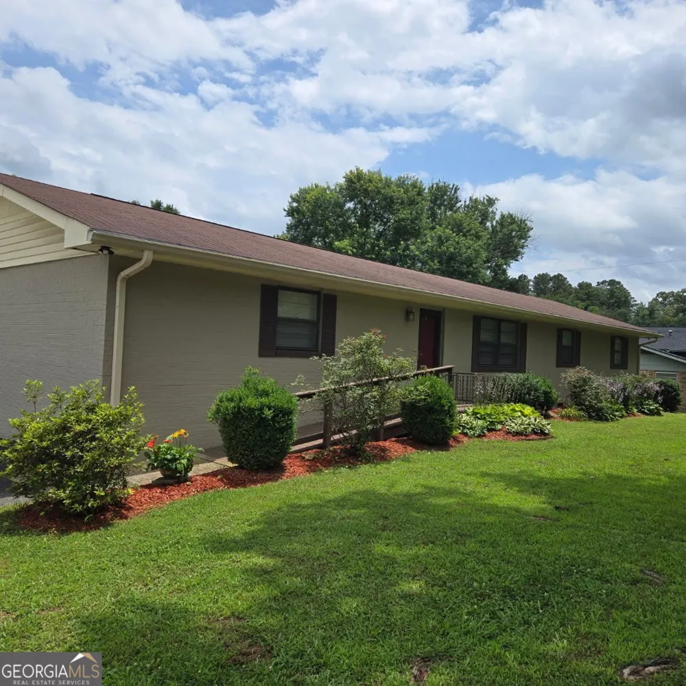 105 Hamel DR Chickamauga, GA 30707