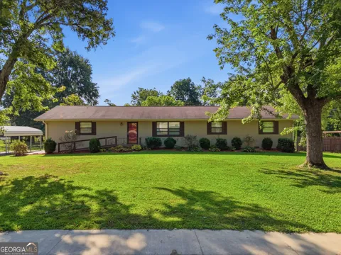105 Hamel DR