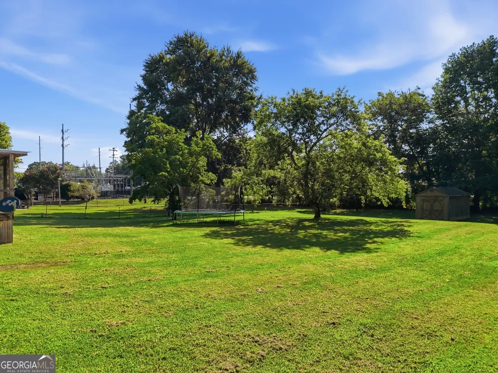 105 Hamel DR Chickamauga, GA 30707