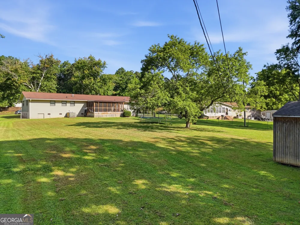 105 Hamel DR Chickamauga, GA 30707