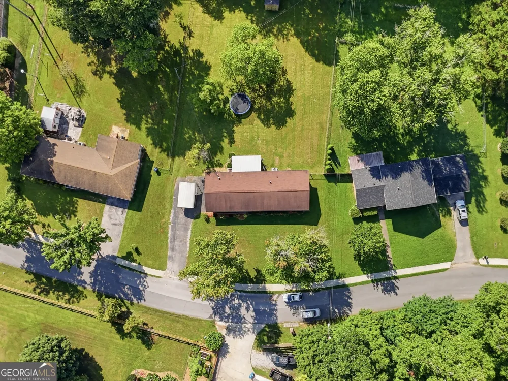 105 Hamel DR Chickamauga, GA 30707