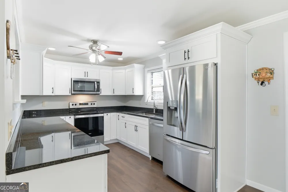 105 Hamel DR Chickamauga, GA 30707