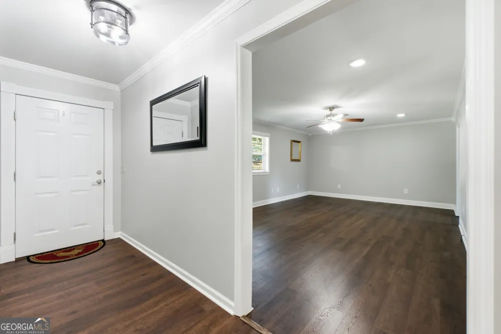 105 Hamel DR Chickamauga, GA 30707