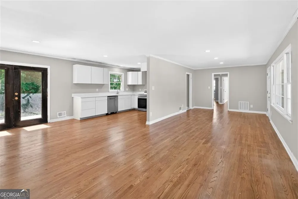 234 N 5th AVE Winder, GA 30680