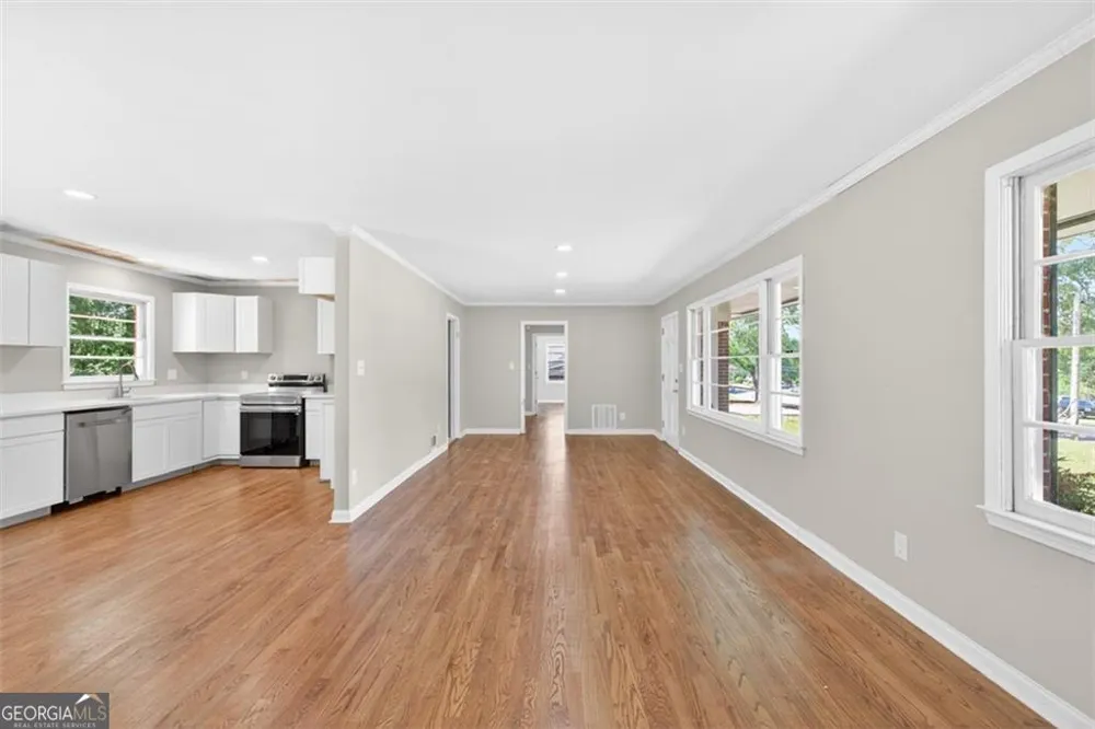 234 N 5th AVE Winder, GA 30680