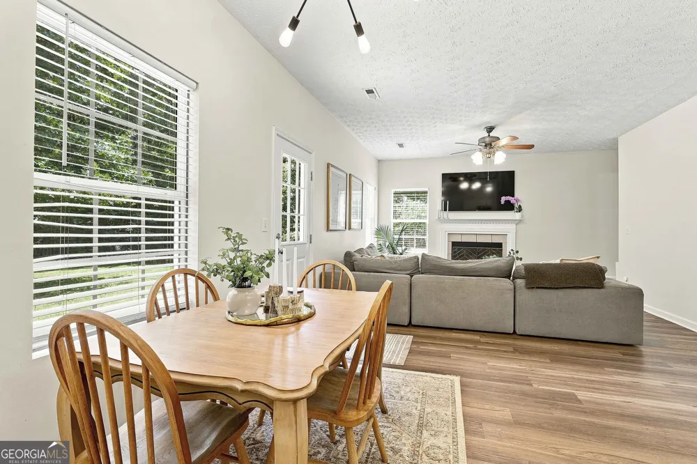 42 Bill Estes RD Senoia, GA 30276