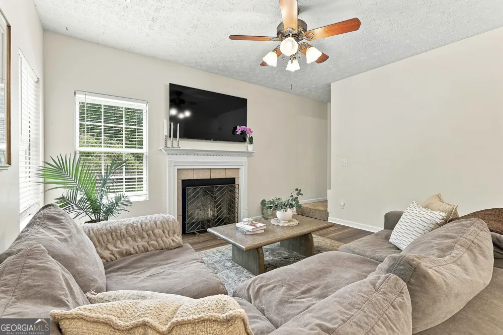 42 Bill Estes RD Senoia, GA 30276