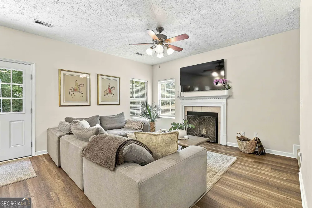 42 Bill Estes RD Senoia, GA 30276
