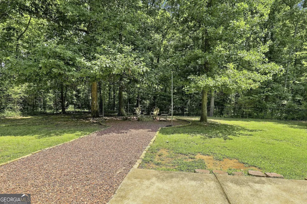 42 Bill Estes RD Senoia, GA 30276