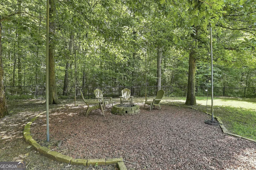 42 Bill Estes RD Senoia, GA 30276