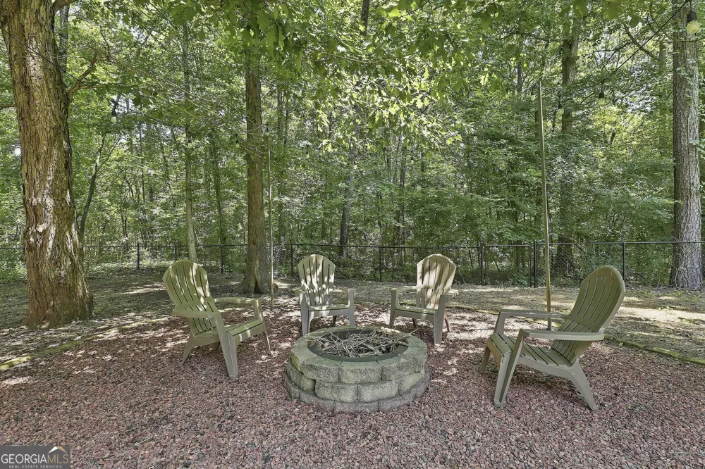 42 Bill Estes RD Senoia, GA 30276