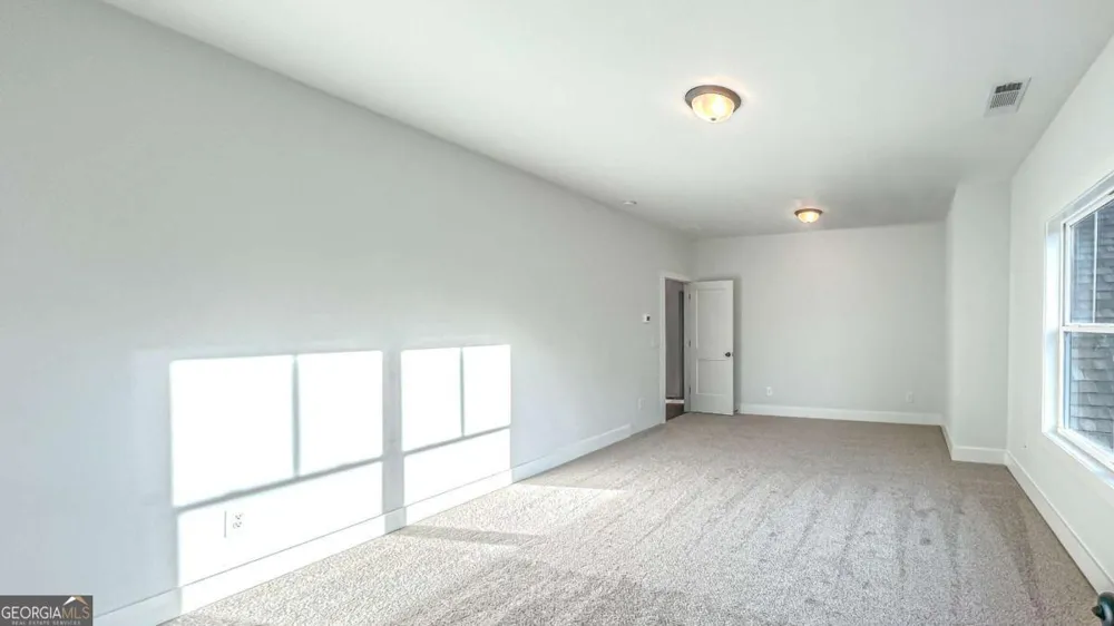 1695 Darby RD Waleska, GA 30183