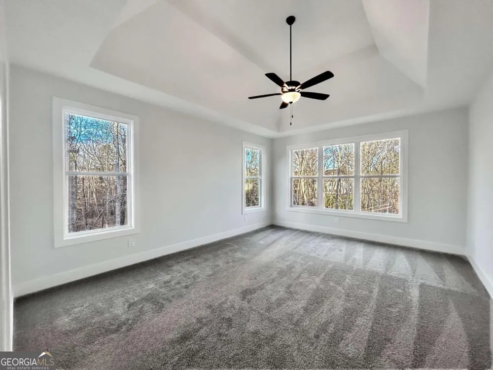 1695 Darby RD Waleska, GA 30183