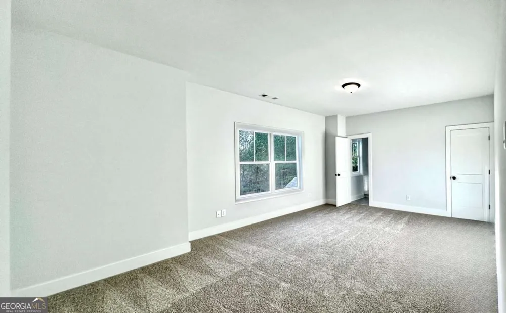 1695 Darby RD Waleska, GA 30183