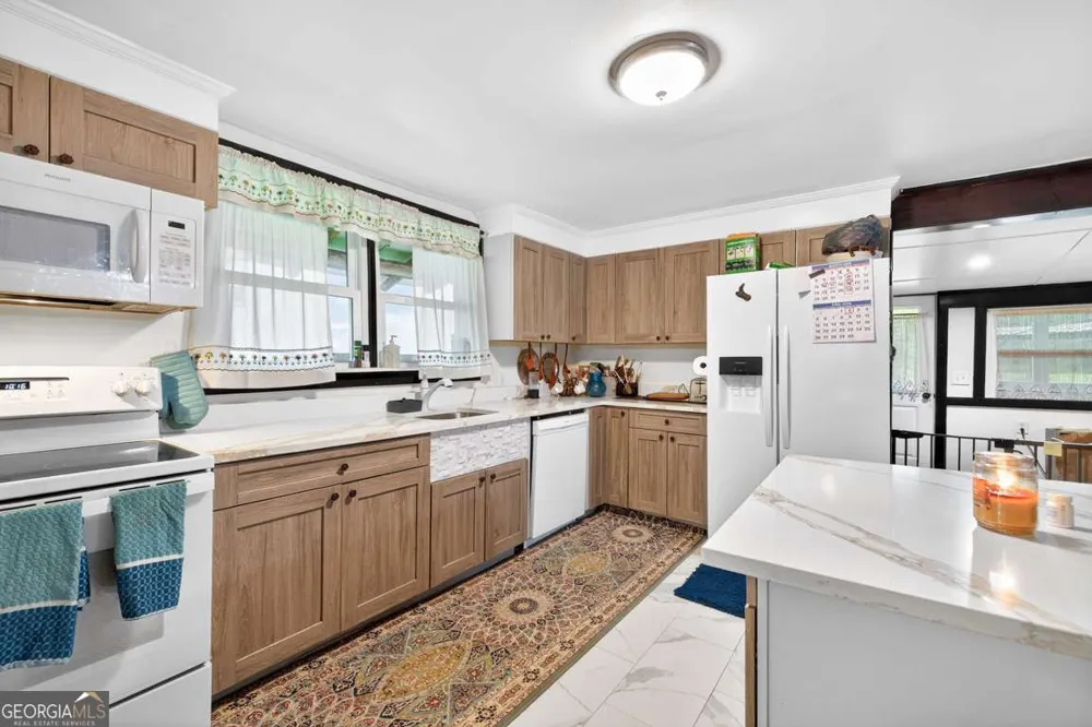 1380 Dunlap RD Winterville, GA 30683