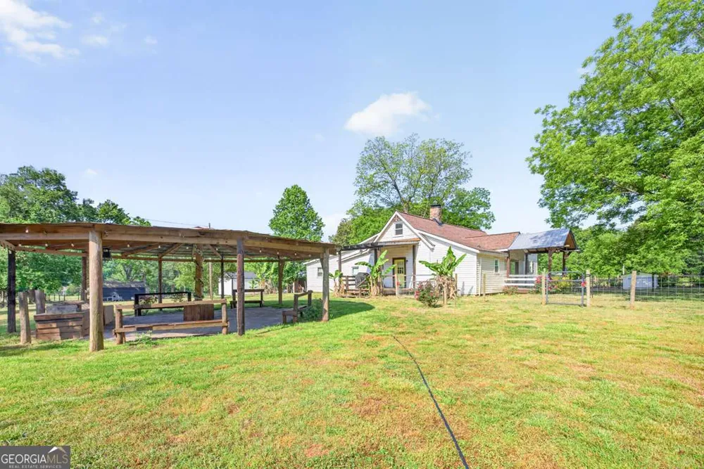 1380 Dunlap RD Winterville, GA 30683
