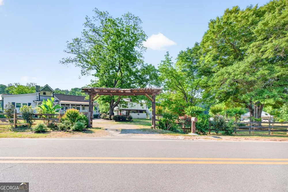 1380 Dunlap RD Winterville, GA 30683