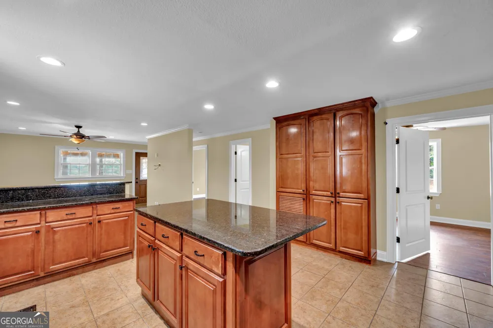 719 Ben Brantley RD Dublin, GA 31021