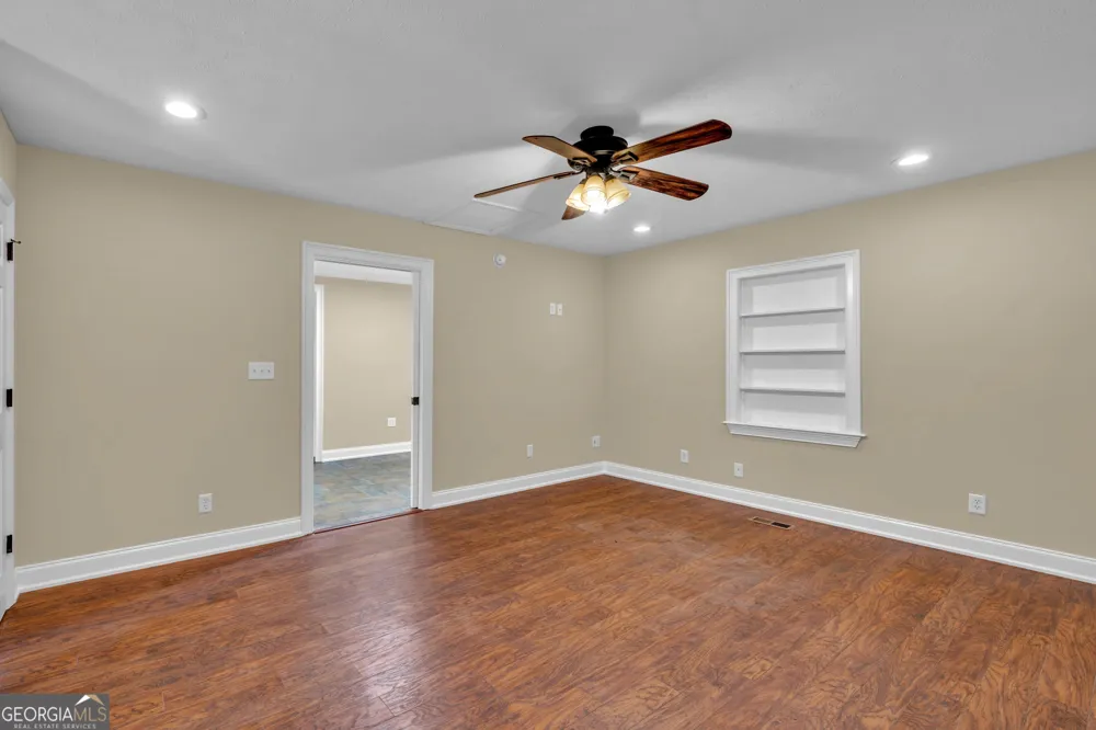 719 Ben Brantley RD Dublin, GA 31021