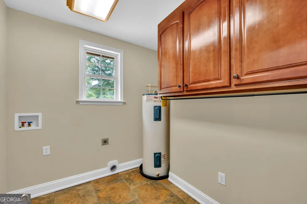 719 Ben Brantley RD Dublin, GA 31021